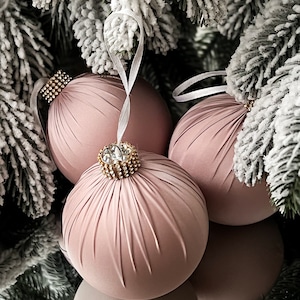 BLUSH PINK CHRISTMAS 3.15ʼʼ balls, light pink Christmas decorations,blush satinChristmas ornaments, pink Xmas baubles,pink Christmas bulbs